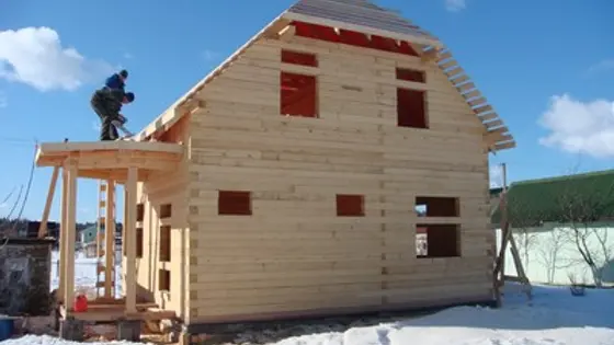 3 причины строить из зимнего леса