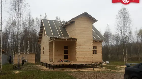 Фоторепортаж №25 Строительство дома из бруса 145х145мм размером 7х8м